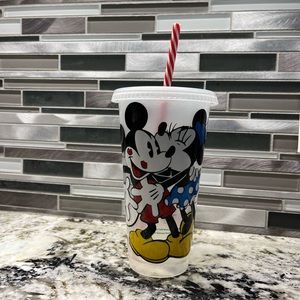Disney’s Mickey & Minnie Starbucks cup
